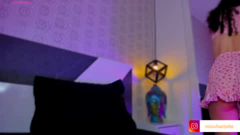Snapshot of miss__charlotte_ chatting on 03-01-25, 02:59 Charlotte online show from 03-01-25, 02:59