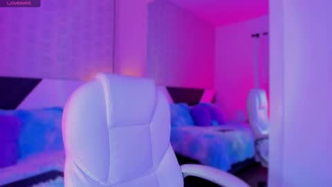 Snapshot of miss__charlotte_ chatting on 03-12-25, 04:19 Charlotte online show from 03-12-25, 04:19