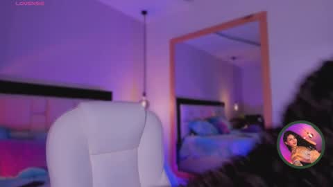 Snapshot of miss__charlotte_ chatting on 09-24-25, 04:38 Charlotte online show from 09-24-25, 04:38