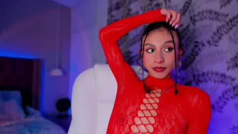 Snapshot of miss__charlotte_ chatting on 10-11-25, 04:55 Charlotte online show from 10-11-25, 04:55