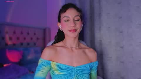 Snapshot of miss__charlotte_ chatting on 10-30-25, 01:18 Charlotte online show from 10-30-25, 01:18