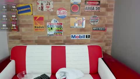 Lunna online show from 02-22-25, 11:02