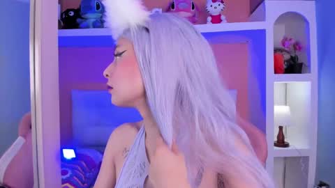 Lunna online show from 09-29-25, 11:04