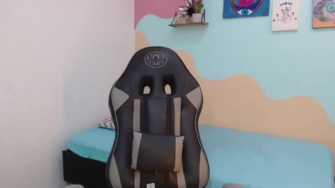 Akemi 3 online show from 03-06-25, 05:00