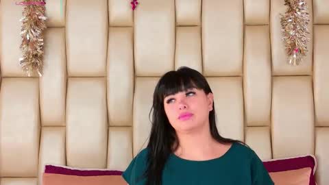 Snapshot of miss_alexxxa_ chatting on 12-14-25, 07:51 Alexa online show from 12-14-25, 07:51