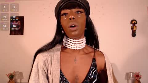 Aria Diaz online show from 10-21-25, 12:06