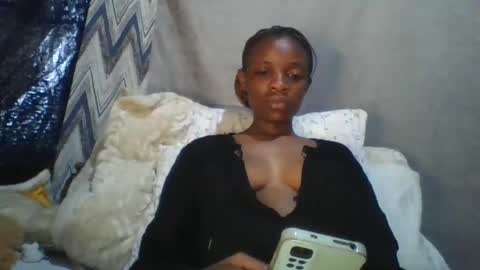 Snapshot of miss_belllo chatting on 02-22-25, 06:06 miss_belllo online show from 02-22-25, 06:06