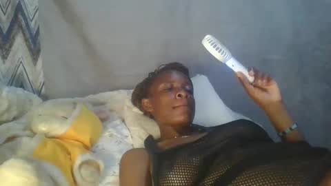 Snapshot of miss_belllo chatting on 03-08-25, 09:39 miss_belllo online show from 03-08-25, 09:39