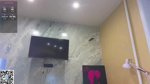 Sandy online show from 10-31-25, 11:28