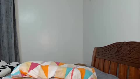 Candy online show from 02-17-25, 11:34