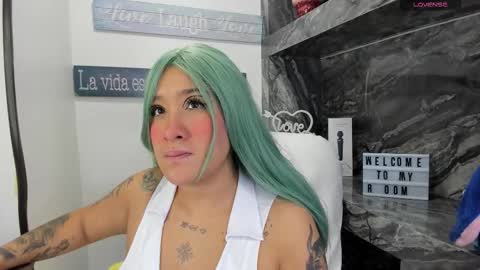 Danika online show from 11-19-25, 10:59