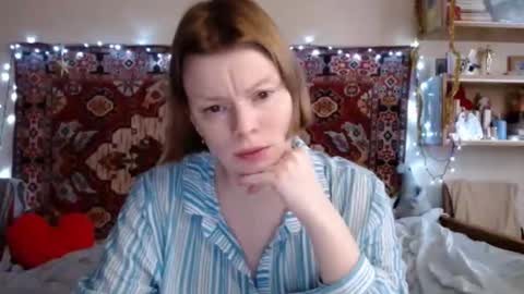 Elis online show from 12-16-24, 11:44