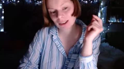 Elis online show from 12-17-24, 03:17