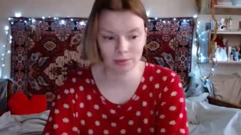 Elis online show from 12-24-24, 12:44