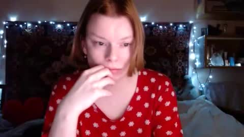 Elis online show from 01-17-25, 02:50