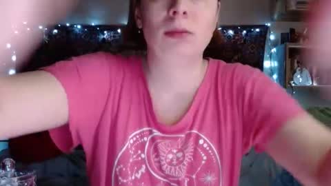 Elis online show from 01-31-25, 12:18