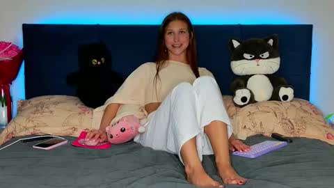 Emily online show from 02-27-26, 06:41