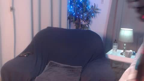 Miss EVA  Email misseva123xxx online show from 11-06-25, 02:45