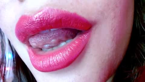 Miss Evoleth online show from 01-25-25, 01:21