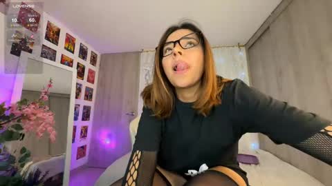Snapshot of miss_galaxxia chatting on 03-01-25, 12:28 Elisabeth IG galax xxia online show from 03-01-25, 12:28