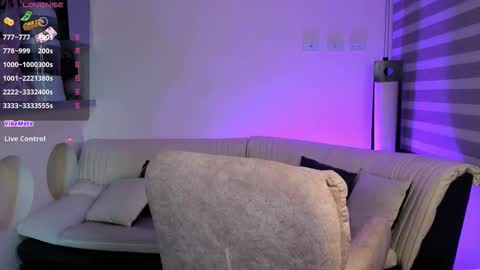 insta    online show from 10-21-25, 01:17