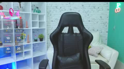 miss_honey1 online show from 10-22-25, 11:15