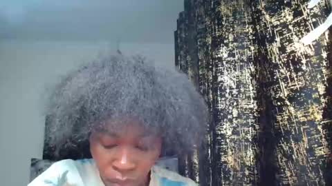 Snapshot of miss_kiarrafit chatting on 02-18-25, 10:58 Miss Kiarrafit online show from 02-18-25, 10:58