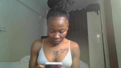 Snapshot of miss_kiarrafit chatting on 11-20-25, 10:37 Miss Kiarrafit online show from 11-20-25, 10:37