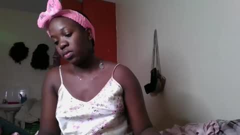 miss_kookie online show from 01-21-25, 07:04