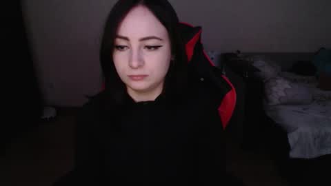 Snapshot of miss_laralynne chatting on 10-31-25, 03:46 miss_laralynne online show from 10-31-25, 03:46