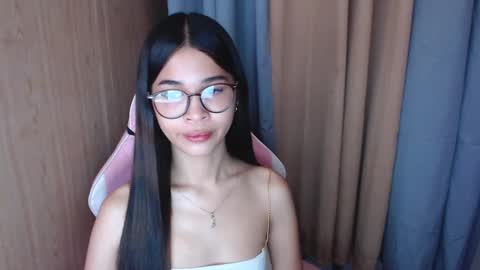 Snapshot of miss_lei18 chatting on 03-12-25, 02:20 leii online show from 03-12-25, 02:20