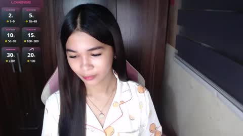 Snapshot of miss_lei18 chatting on 09-24-25, 06:39 leii online show from 09-24-25, 06:39