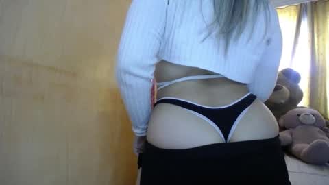 lilieth  online show from 10-11-25, 04:16