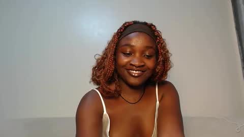 Snapshot of miss_lofti chatting on 10-31-25, 09:43 Lofti online show from 10-31-25, 09:43
