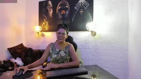 lucero online show from 11-11-25, 02:33