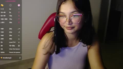 ly independent model online show from 10-03-25, 07:16