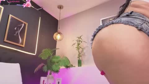   online show from 02-10-26, 01:53