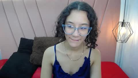 mia online show from 09-11-25, 01:49
