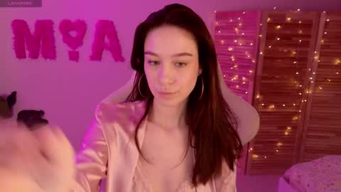 Mamma Mia online show from 11-22-25, 05:06