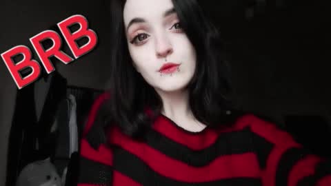 Snapshot of miss_milina chatting on 12-04-25, 08:12 miss_milina online show from 12-04-25, 08:12