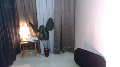 Im your hot Rose online show from 11-14-25, 02:05