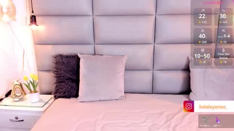 onlyfanskataleyaross online show from 10-12-25, 04:33