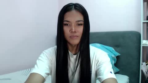 Snapshot of miss_scarletslut chatting on 10-03-25, 12:35 Scarlet Slut online show from 10-03-25, 12:35