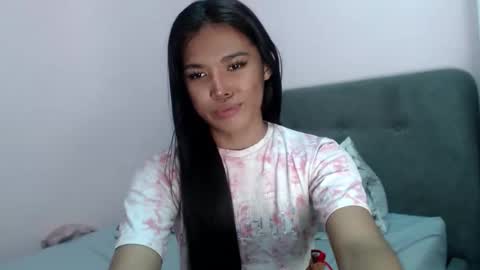 Snapshot of miss_scarletslut chatting on 10-12-25, 08:19 Scarlet Slut online show from 10-12-25, 08:19