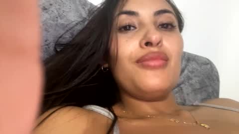 intagram miss selene59 online show from 02-01-25, 11:27