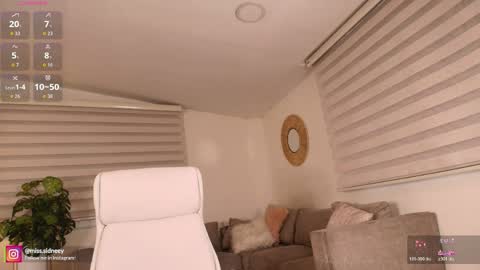 Amy Olivera online show from 04-11-26, 11:47