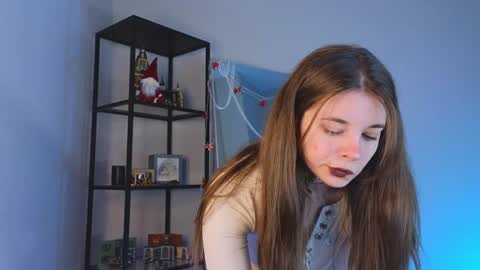 Spider girl Help me reach 10 likes online show from 01-10-25, 06:53