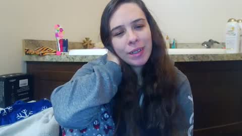 Bella online show from 10-07-25, 03:20