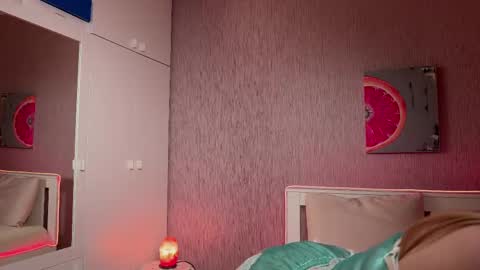 Emily online show from 02-10-25, 12:39