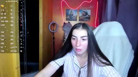 Melanie  January 15th is my birthday there will be an interesting show  online show from 10-11-25, 08:57